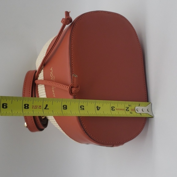 293- Anna Paola Bucket Crossbody Bag Made In Italy Genuine Italian Leather NWT - Picture 10 of 10